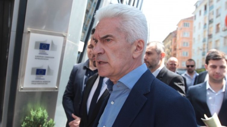 Сидеров: Нужен е анекс към договора със Северна Македония