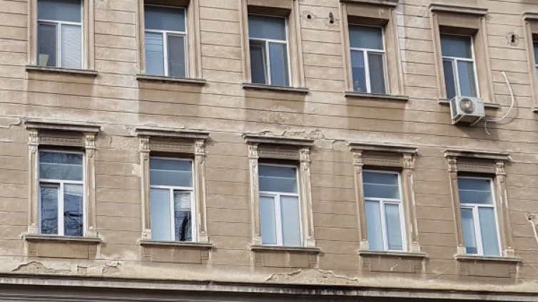 83-годишен дядо скочи от висок етаж на болница в Пловдив