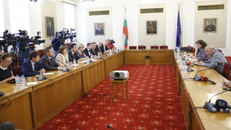 Левче субсидия за партиите &ndash; популистко и решено набързо 