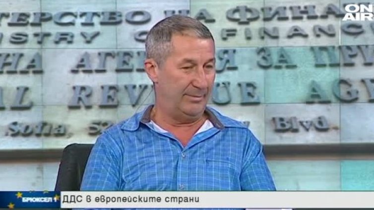 Каролев: Намаляването на ДДС няма да намали цените на стоките