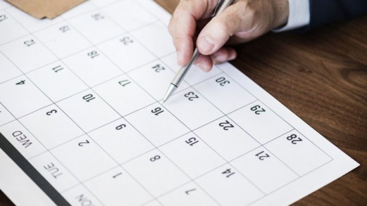 4 вместо 5 работни дни? Руснаците не искат и да чуят