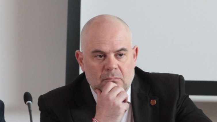 Нелегалните мигранти крити в "Орландовци" и "Факултета"