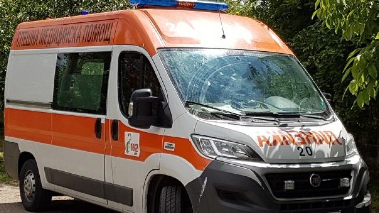 20-годишен загина в катастрофа след удар в стълб 