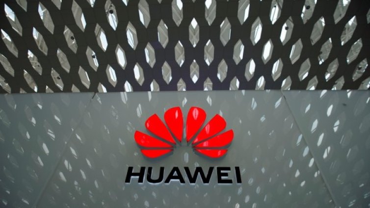 Huawei отвръщат на удара: Новата им ОС ще е по-бърза от Android