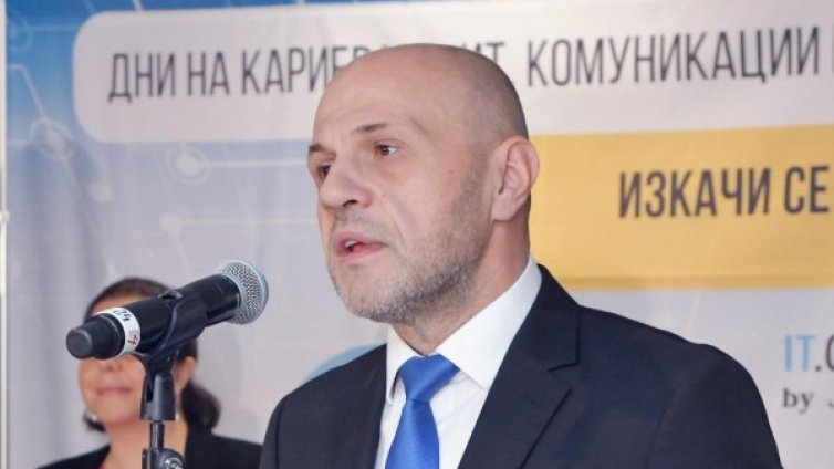 Етичната комисия на ГЕРБ още не работи, но приема сигнали