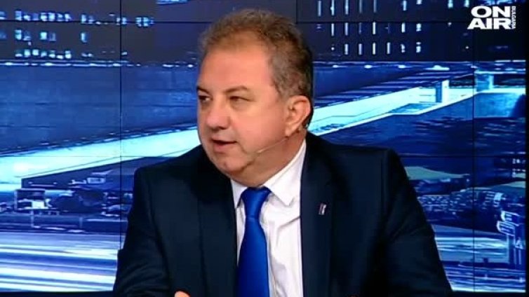 Драми в малката коалиция: Какво следва нататък?