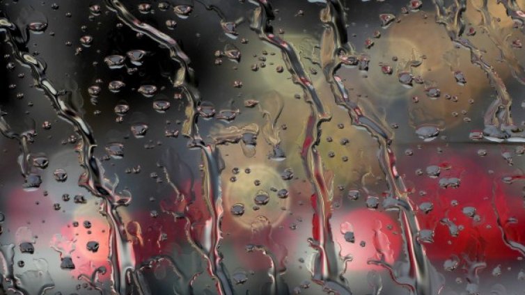 Дъждът идва, Пътната агенция: Карайте внимателно!