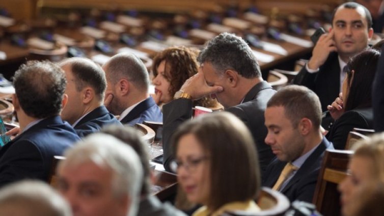 БСП иска Борисов в парламента да обясни за атаката срещу НАП 