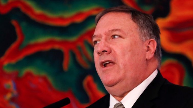 Помпео: Иран да реши дали ще се държи като нормална държава