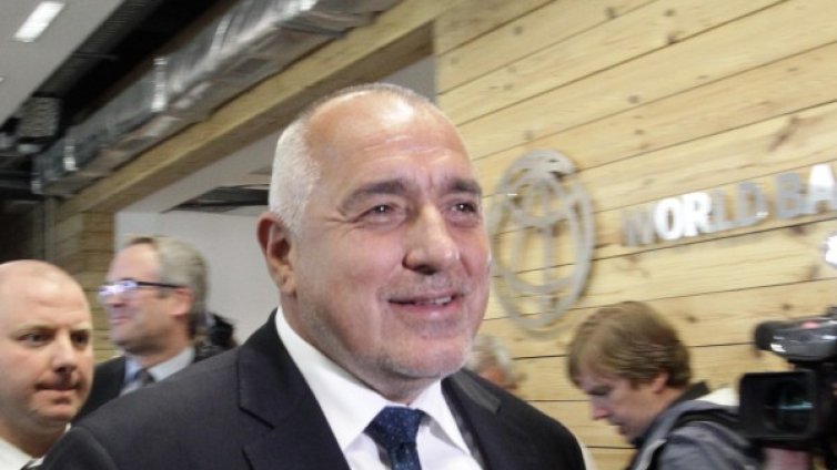 Скандали и рокади... Но Борисов пак печели симпатии 