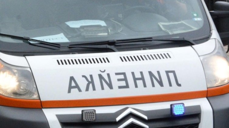 Мъж се разряза с ъглошлайф в сърдечната област, почина