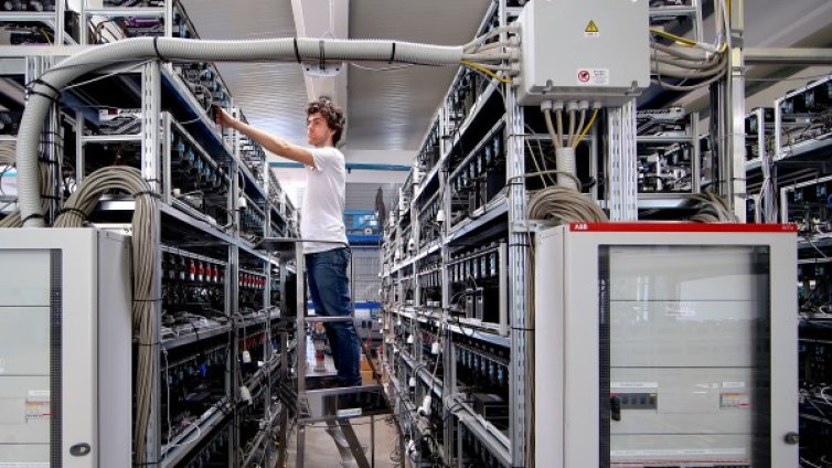 EVN със СОТ и екипи срещу копачите на криптовалути