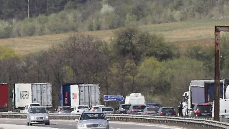 АПИ предупреждава: Промяна на движението по АМ "Тракия"