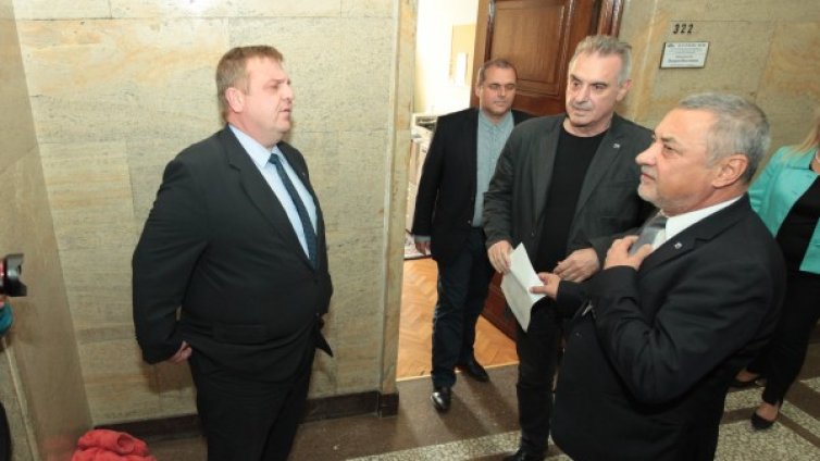 Обединени патриоти се разпадат, но пък стоят зад кабинета 