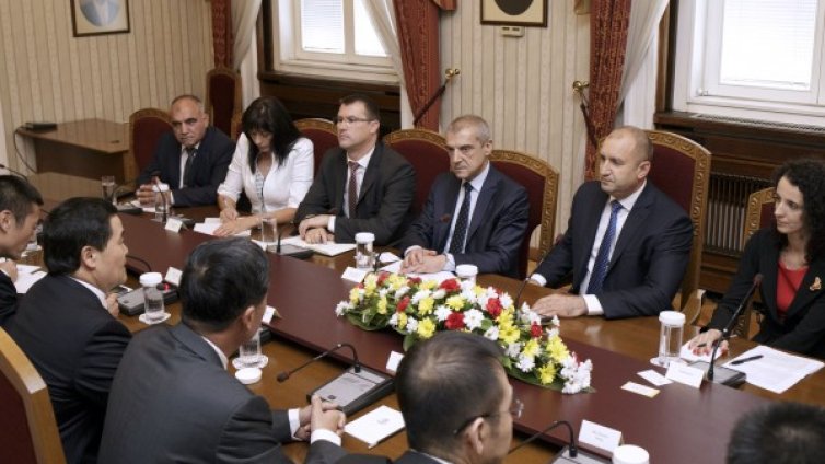 Радев: България е най-изгодната входна врата на Китай в ЕС