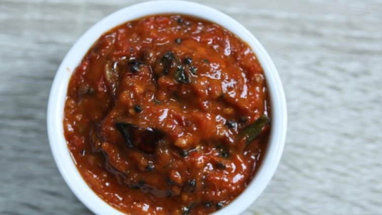 Рецептата Dnes: Лютеница с картофи