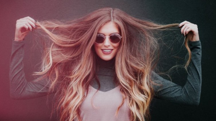 Суха и непокорна коса - "укротете" я с бразилски кератин