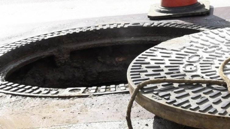 Дете падна в шахта, извън опасност е