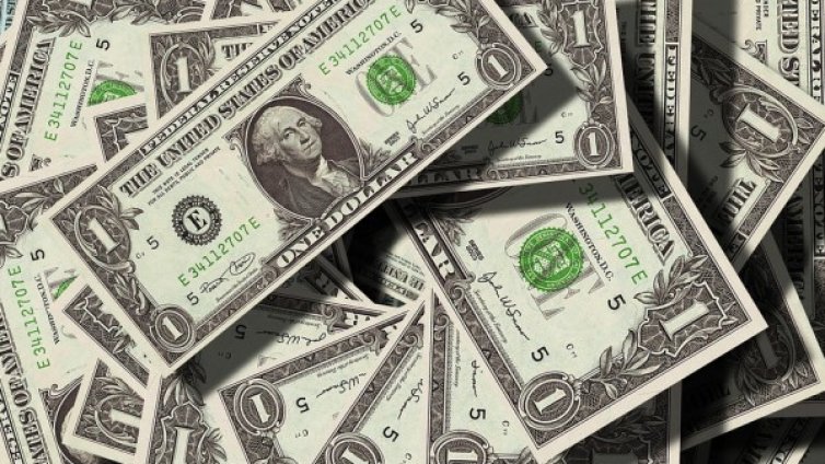 Украинци поискаха...доларът да стане национална валута 