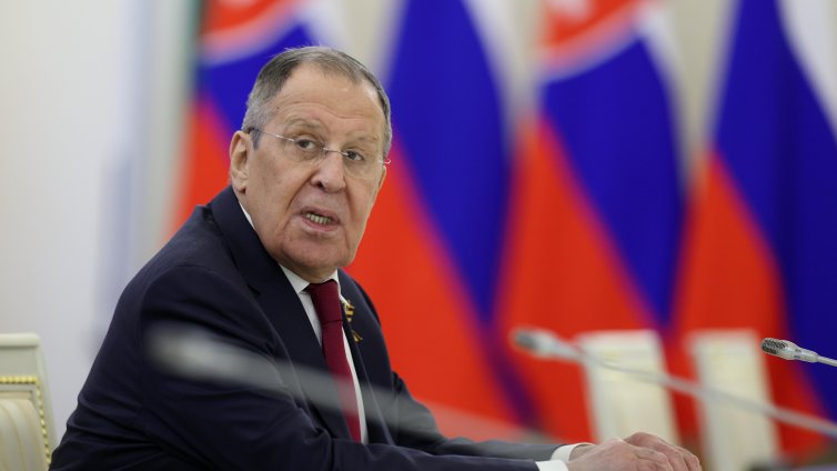 Лавров: Западът се опитва да забрани руския газ и петрол, за да "накаже" Москва