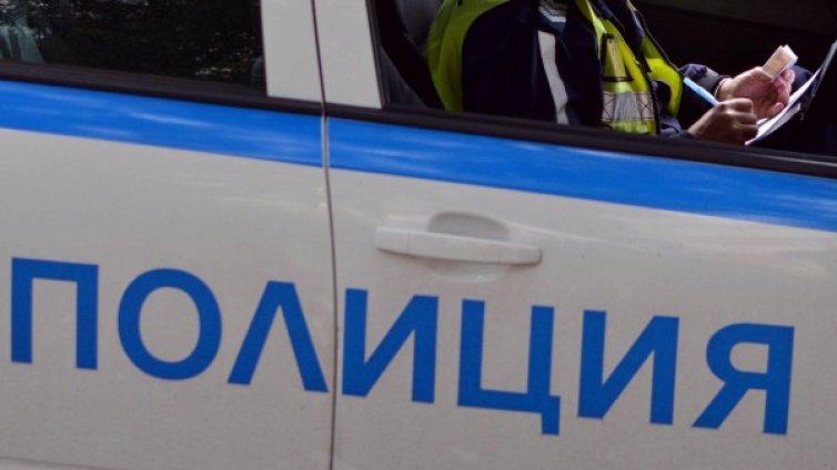 Шофьор влезе в насрещното платно, катастрофира и почина 