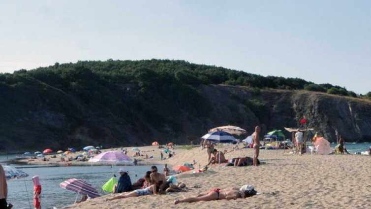 Слънчев и топъл понеделник. Температурите - до 35 градуса