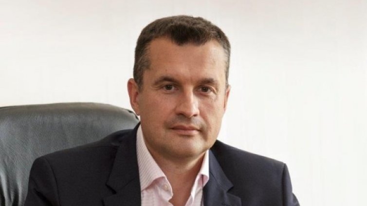 Политологът Калоян Методиев е новият шеф на кабинета на Радев 