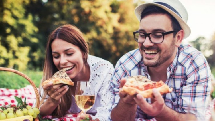 Защо приятелството е най-добрата основа за любовна връзка 