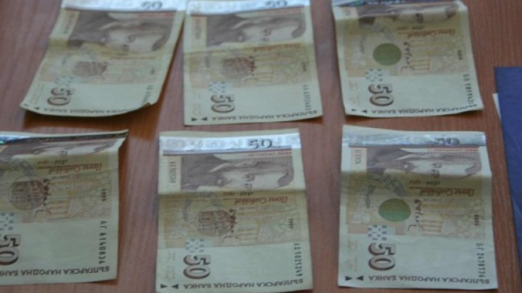 Вдигат с 500 лв. парите на учители, работещи с проблемни деца 
