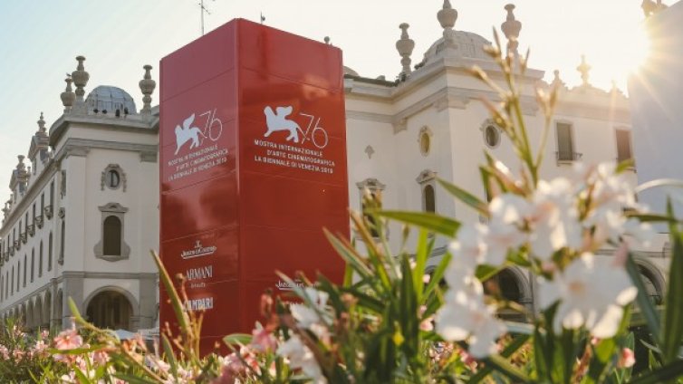 "Истината" открива кинофестивалът във Венеция