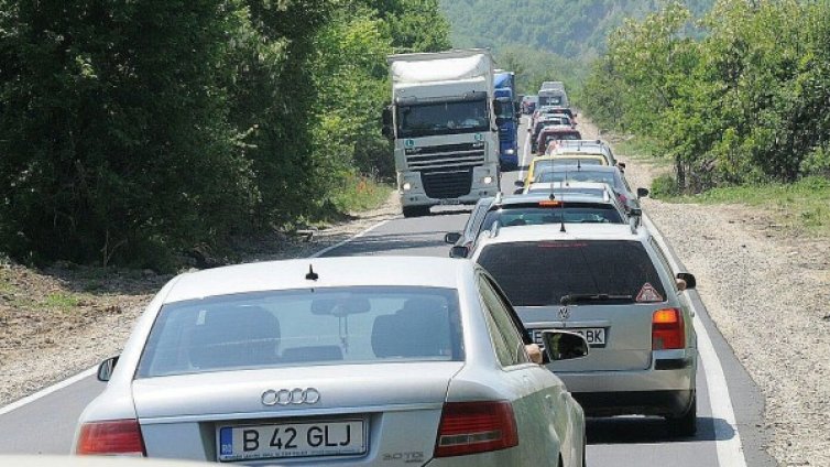 МВР: Интензивен трафик на Кулата, да се използва ГКПП "Илинден"