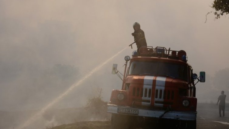 Пожарът край Стара Загора е овладян, изгорели са 62 дка гора