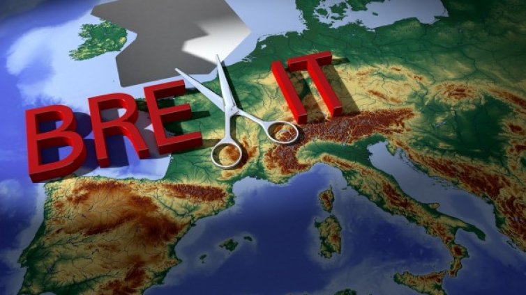 Депутатите в Британия приеха отлагането на Brexit