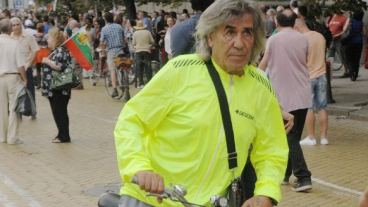 Почина комикът и имитатор Весо Парцала