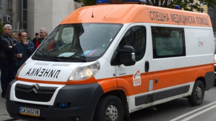 59-годишен почина в колата си на кръстовище в Бургас