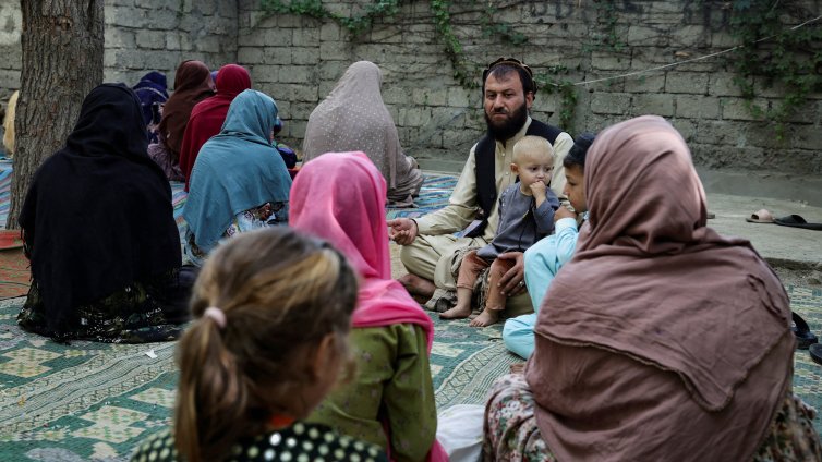 ООН затвори осем центъра, предоставящи помощ на афганистанци