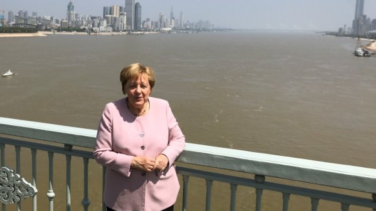 Меркел от Китай: Климатичните промени са глобален проблем 