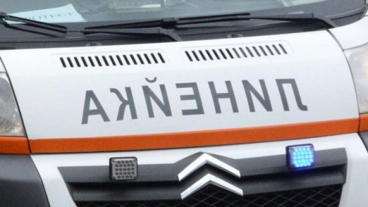 Почина младата жена, паднала от блок в Шумен