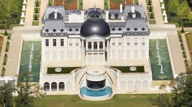Задигнаха 2 милиона евро от замъка Во льо Виконт