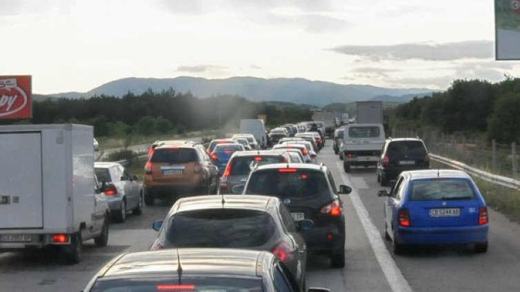  Голямото завръщане започна, шофьорите да се търпеливи 