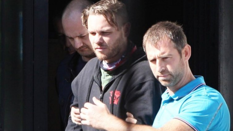 Две забрани пречат на Полфрийман да напусне България