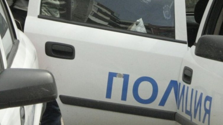 "Инкасаторка" искала по 10 лв. за чистене на водомери в Монтана