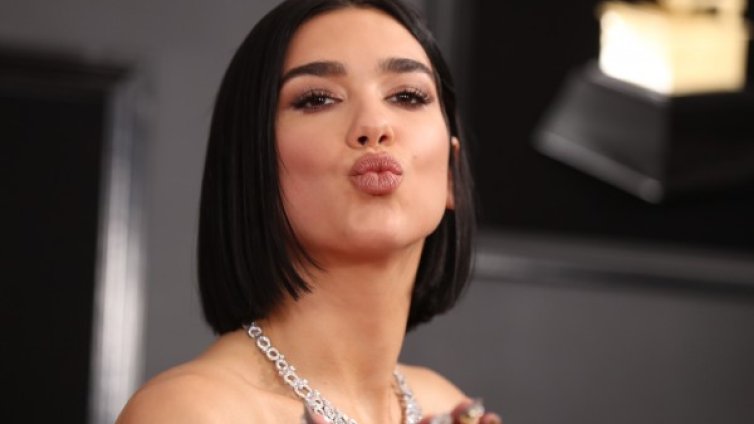 Дуа Липа с поредна провокация, вече е блондинка