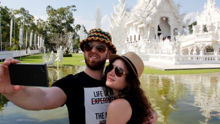 Рак, Близнаци... 4 зодии, които обичат да постват снимки с гаджето