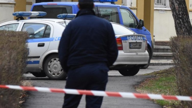 Откриха стар боеприпас в разгрaдско село