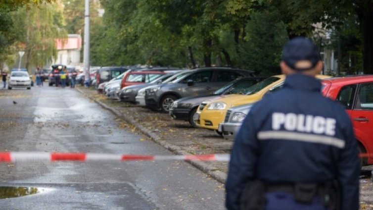 МВР: Убитата в "Младост" е разстреляна от свой познат