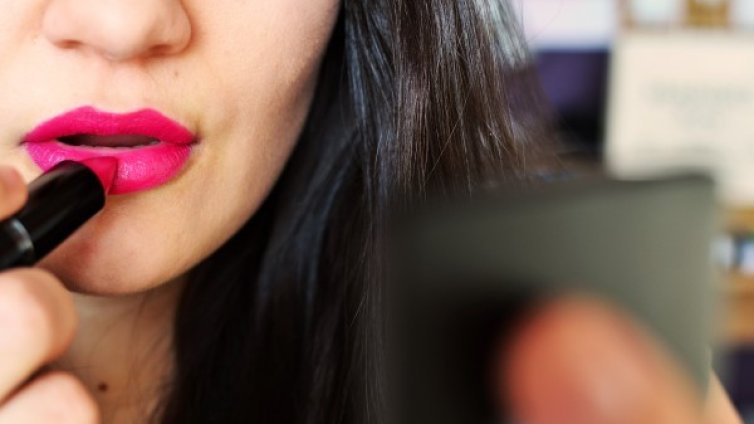 5 зодии, които са перфектни гримьори