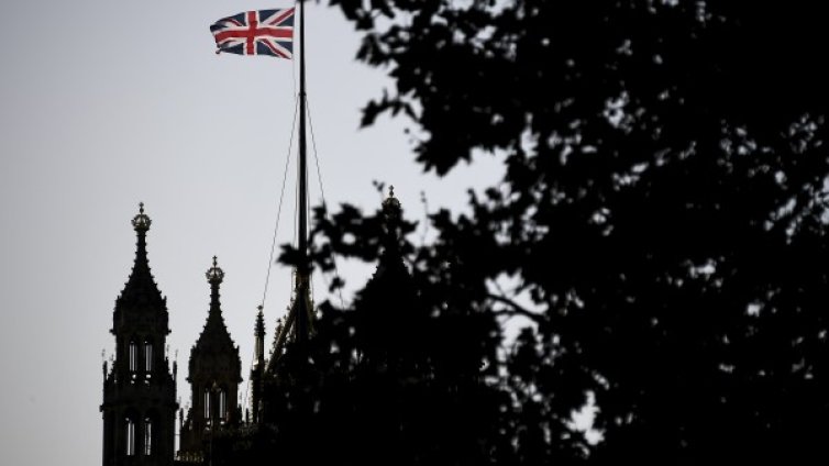 Британският парламент заседава за сделката при Brexit