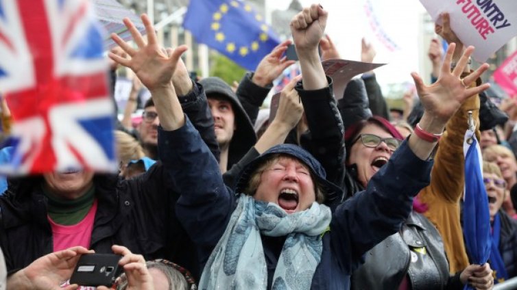 Мелодрамата Brexit: Eпизод пореден 