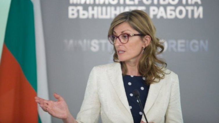 Захариева: България е драстично променена за 12 години